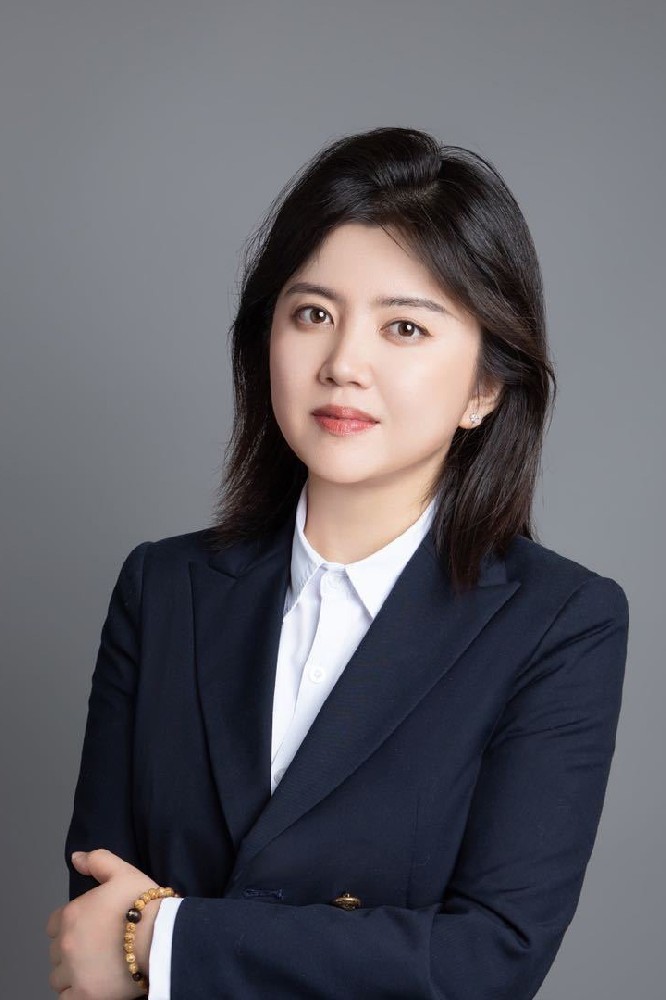 李颖